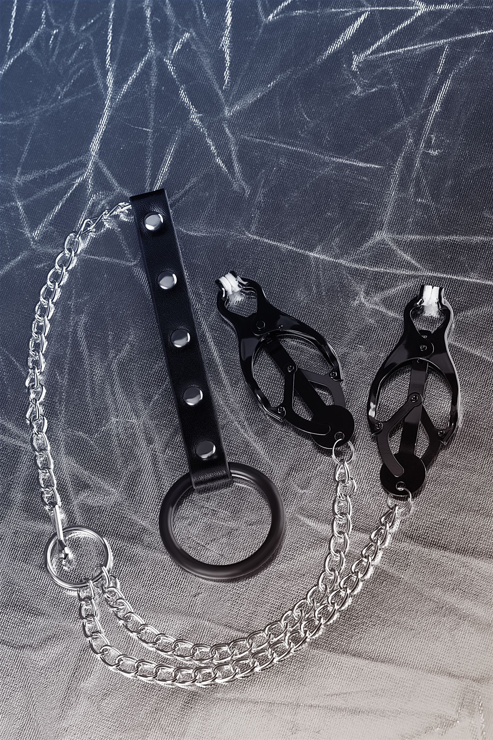 Зажимы для сосков с кольцом для пениса, TOYFA Metal, черные
