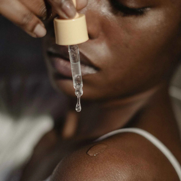 Гель для массажа Bijoux Indiscrets REVITALIZING INTIMATE MASSAGE DROPS - SEX AU NATUREL, 30 мл_2