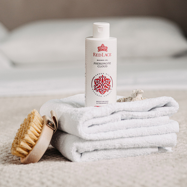 Гель для душа с феромонами Red Lace Pheromone Cloud Бурбонская Ваниль & Аргановое Масло 250 мл_4