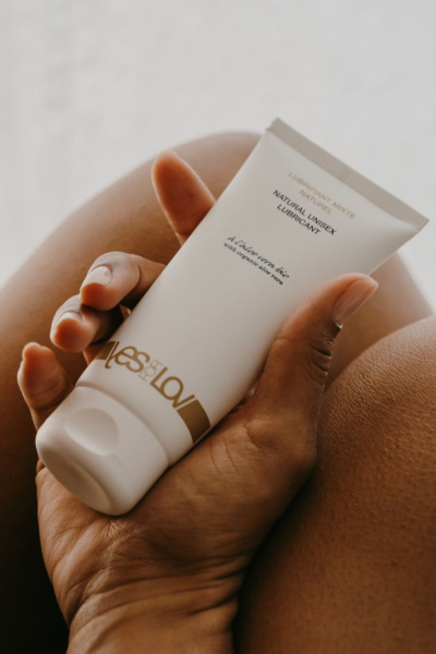 Натуральный лубрикант с Алое YESforLOV	NATURAL UNISEX LUBRICANT WITH ORGANIC ALOE VERA_2