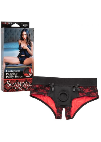 Страпон с трусиками Scandal Crotchless Pegging Panty Set_1