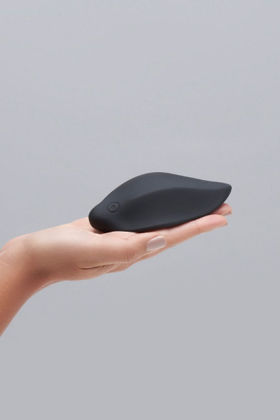 Набор YESforLOV Прикосновение: эргономичная вибровкладка в трусики + саше лубрикантов 2х5мл_1