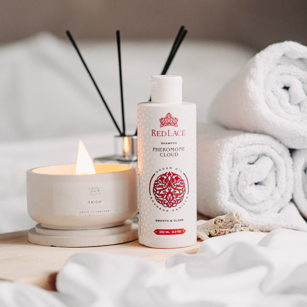 Шампунь с феромонами Red Lace Pheromone Cloud Бурбонская Ваниль & Аргановое Масло 250 мл_4
