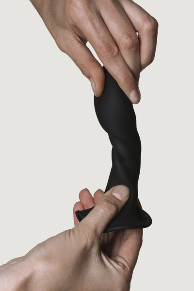 Небольшой дилдо на присоске с двойной плотностью Hitsens S05 Black ADRIEN LASTIC DILDO DUAL DENSITY_3