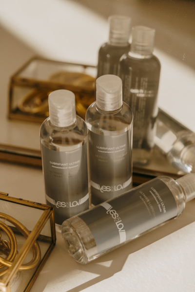 Moodpictures_photos_ambiance_ligne_lubrifiant_ultime_silicone_lubricant_line(3)_yesforlov_Srvb-X5