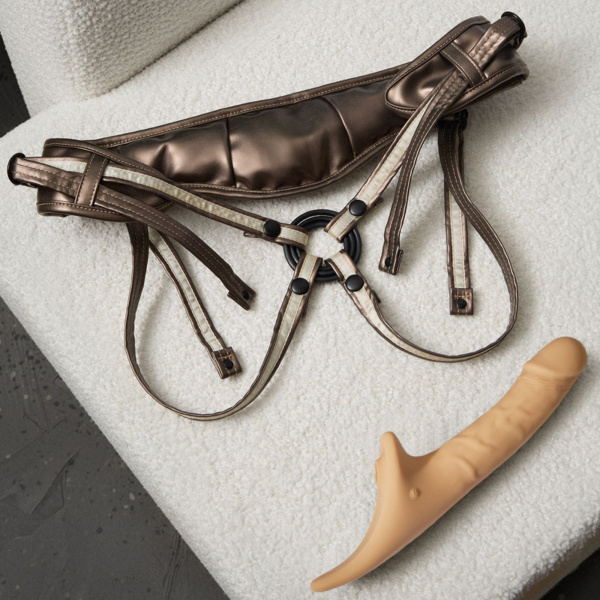 Фаллоимитатор Strap-on-me MULTI ORGASM REALISTIC DILDO с стимуляцией клитора и вибрацией L, телесный_6